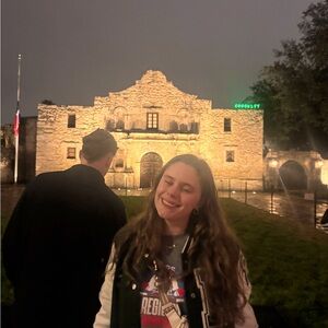 Meet your Posher, Abby